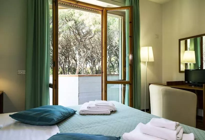 בית מלון כפרי Parco Dei Pini