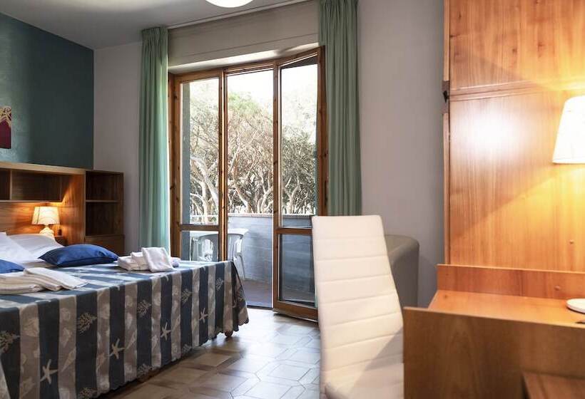 בית מלון כפרי Parco Dei Pini