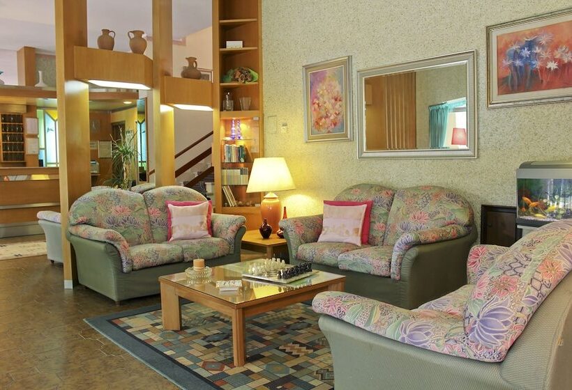 בית מלון כפרי Parco Dei Pini