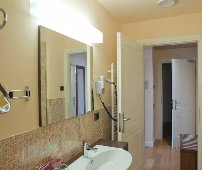 ホテル Relais & Spa Castello Di Casiglio