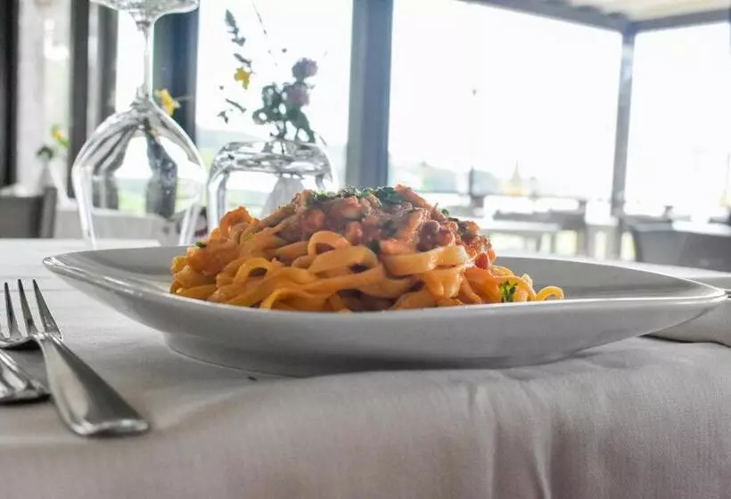 ホテル Torricella