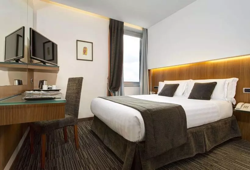 Best Western Plus Hotel Universo