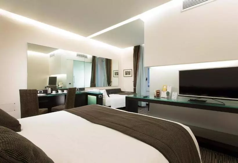 Best Western Plus Hotel Universo