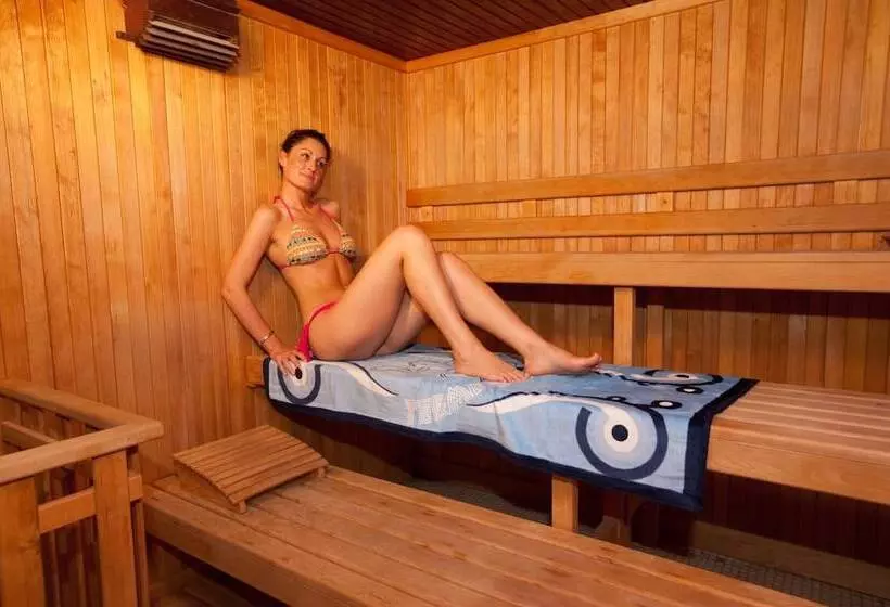 Отель Delle Rose Terme & Wellnesspa