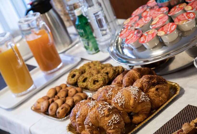 هتل Excelsior Pavia