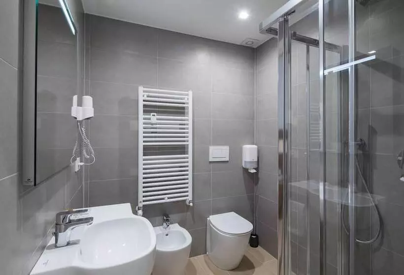 هتل Excelsior Pavia