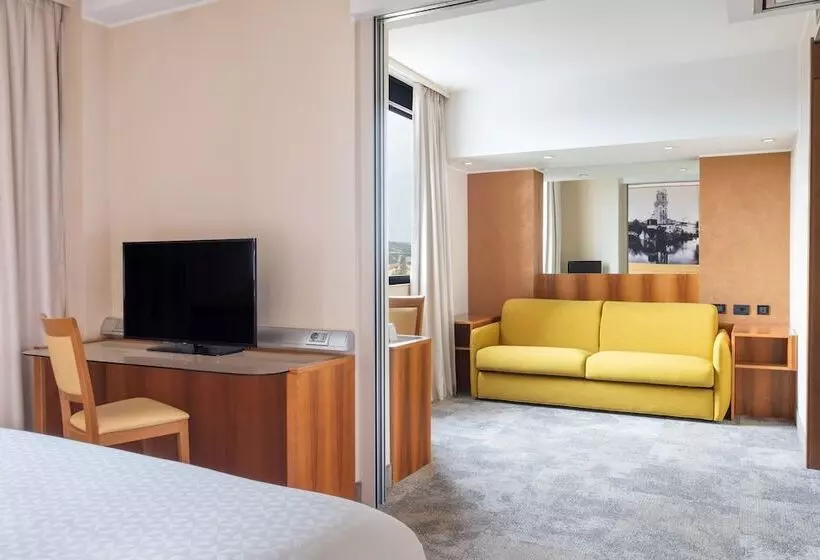 هتل Four Points By Sheraton Padova