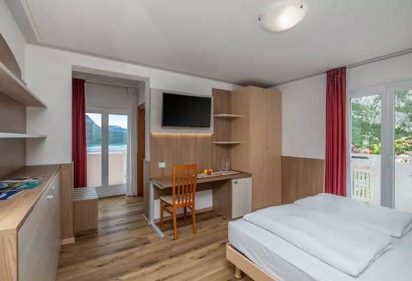 فندق Londra Slow Living Molveno