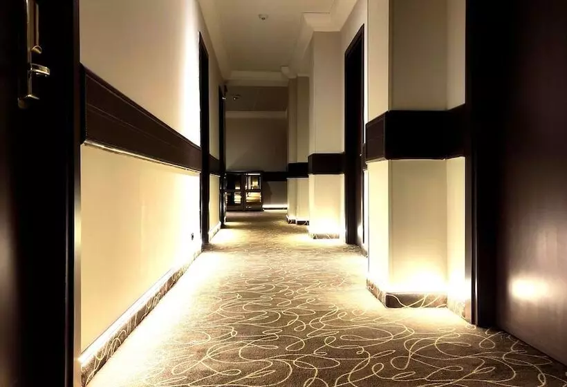 Mokinba Hotels Montebianco