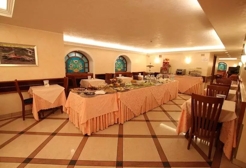 Mokinba Hotels Montebianco