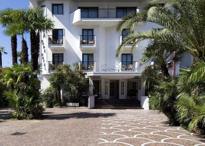 Parc Hotel Flora S