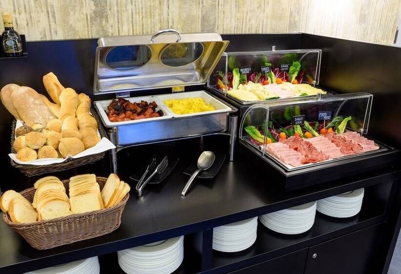 בית מלון כפרי The Republic