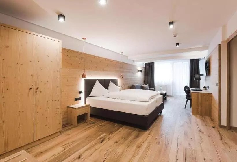 Отель Zum Mohren