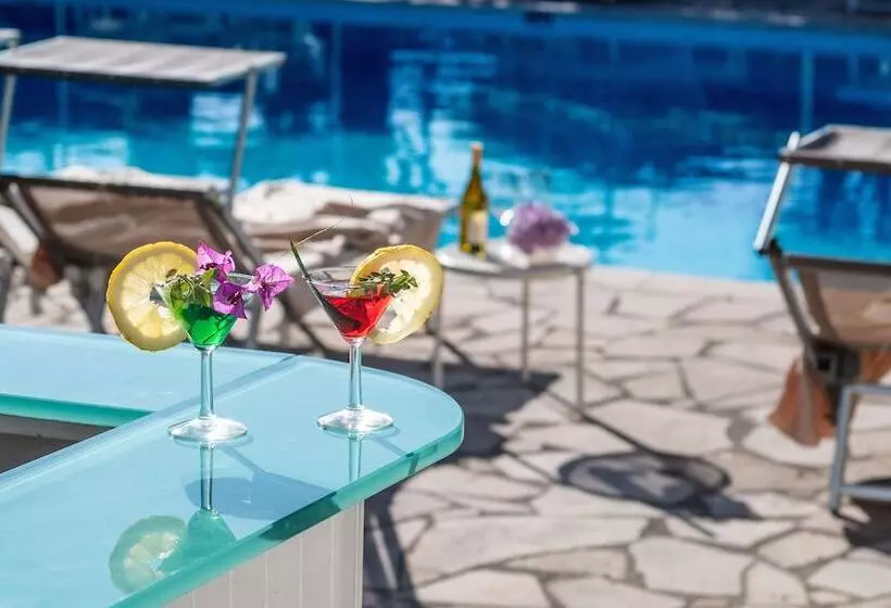 בית מלון כפרי Alpha