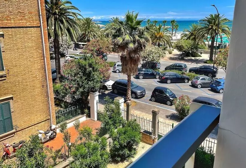 Отель Arlecchino