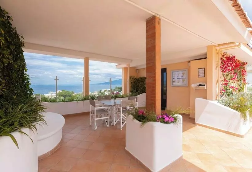 호텔 Central Wellness