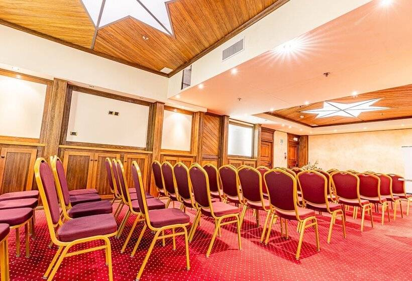 בית מלון כפרי Cristallo