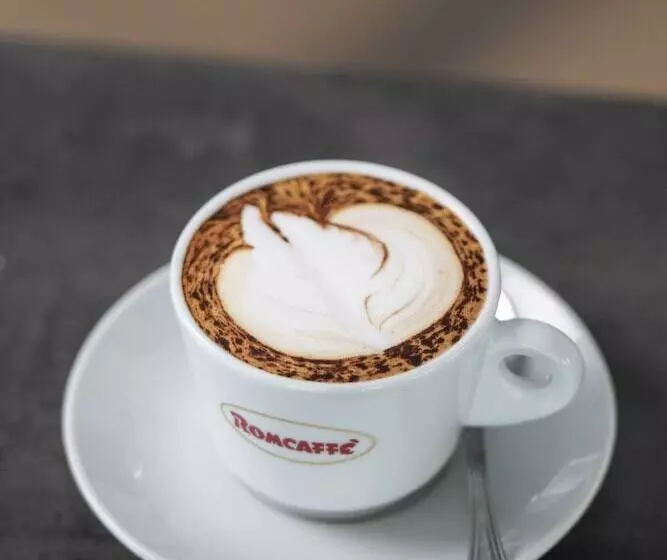 International Hotel E Suite