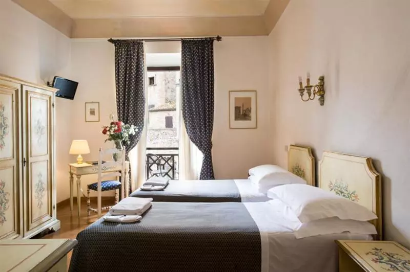 ホテル La Cisterna