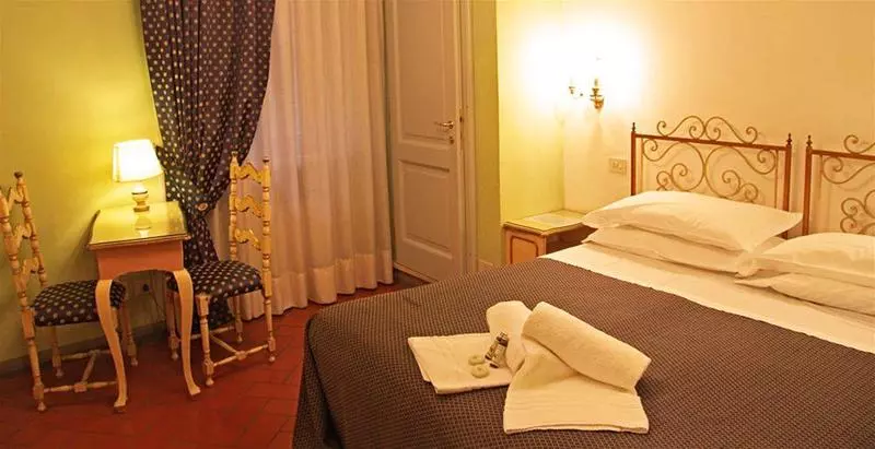 ホテル La Cisterna