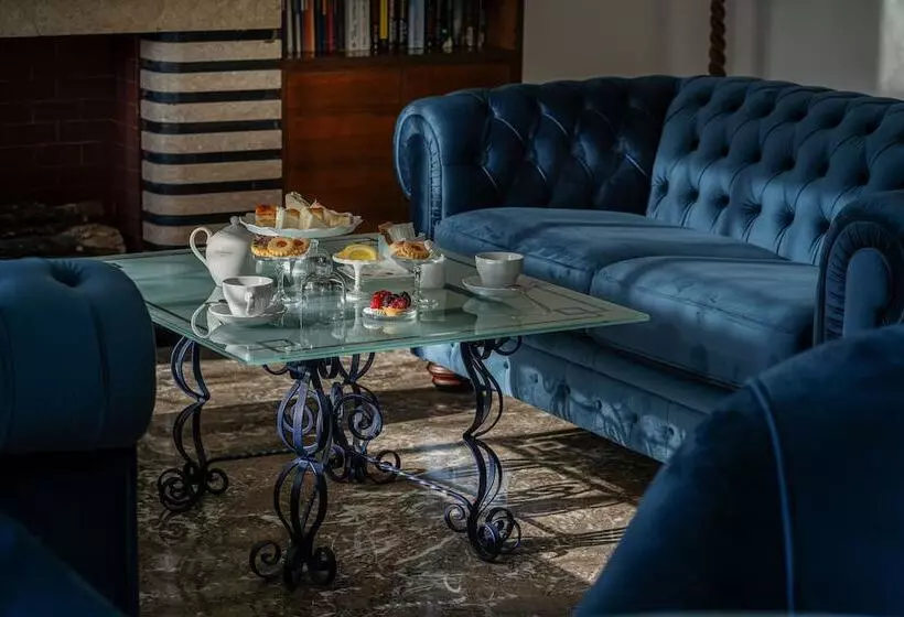 酒店 Majestic Palace