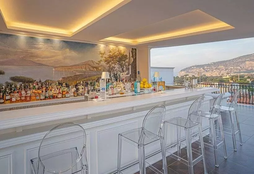 酒店 Majestic Palace