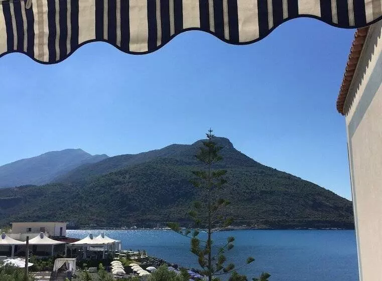 Отель Mediterraneo