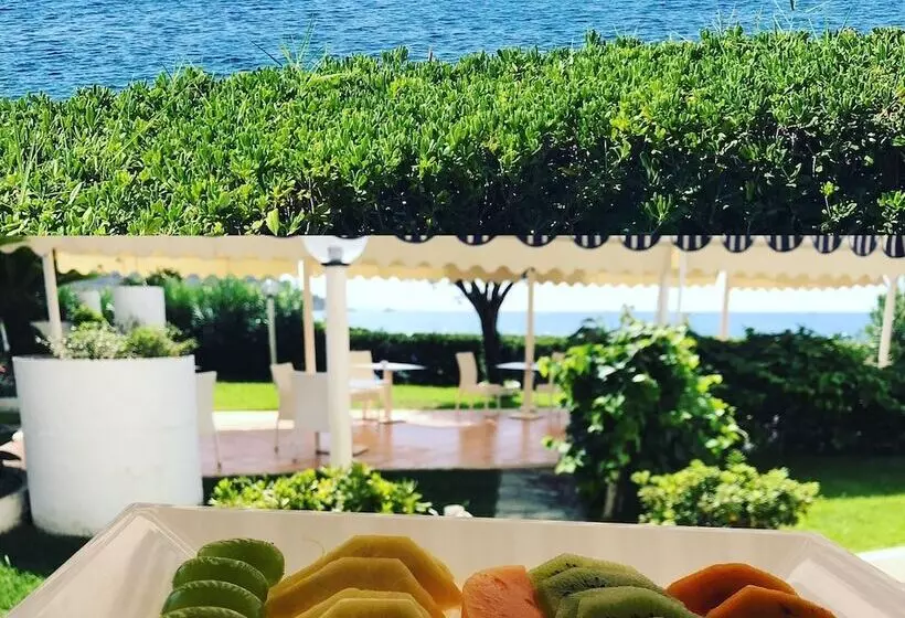 Отель Mediterraneo