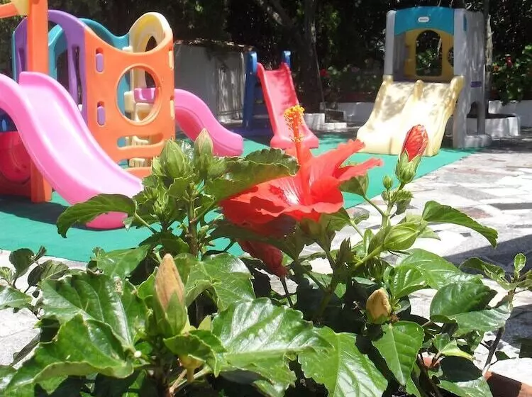 Отель Mediterraneo