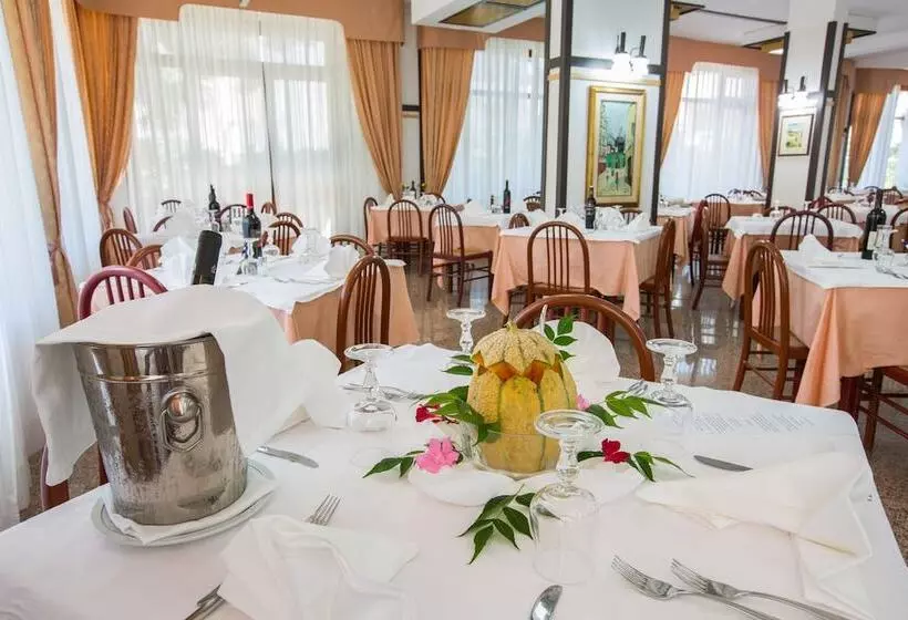 בית מלון כפרי Mediterraneo