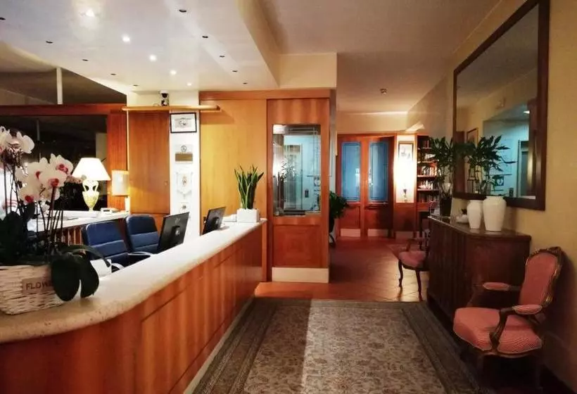 Отель Parco Delle Rose