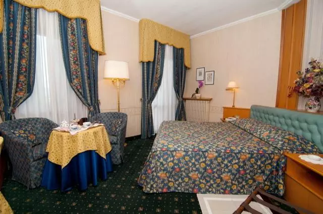 ホテル Ristorante Al Sorriso