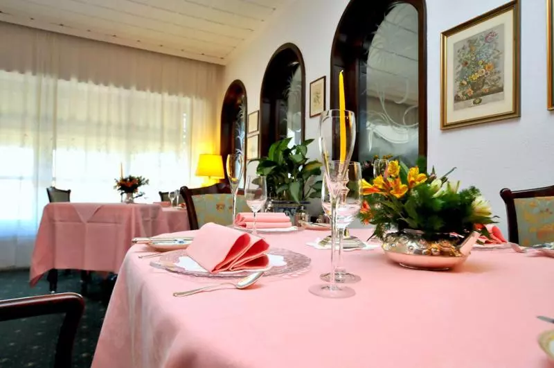 ホテル Ristorante Al Sorriso
