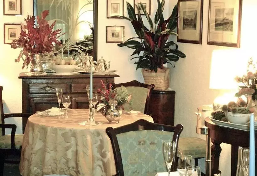 ホテル Ristorante Al Sorriso