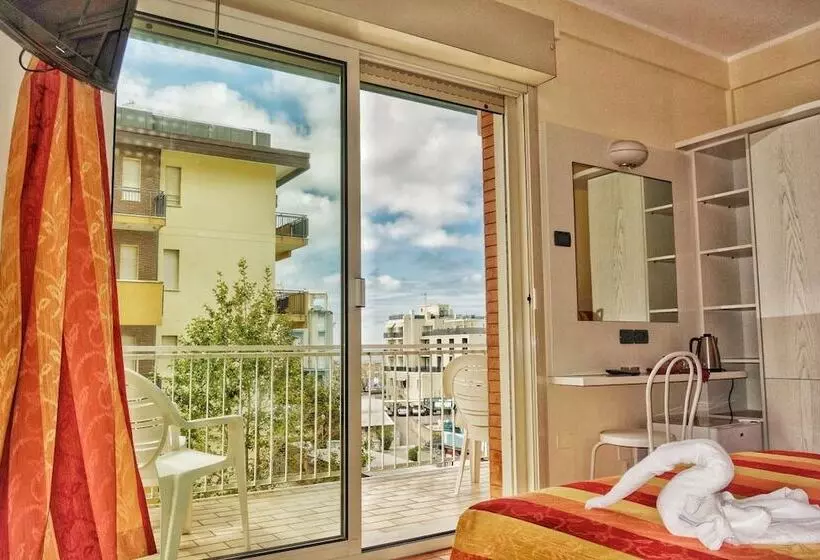 Отель Tridentum