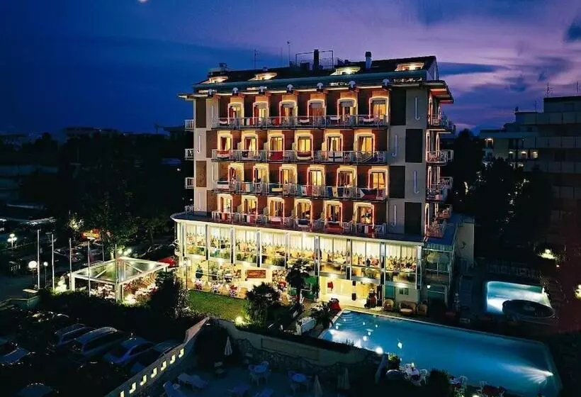 Отель Tridentum