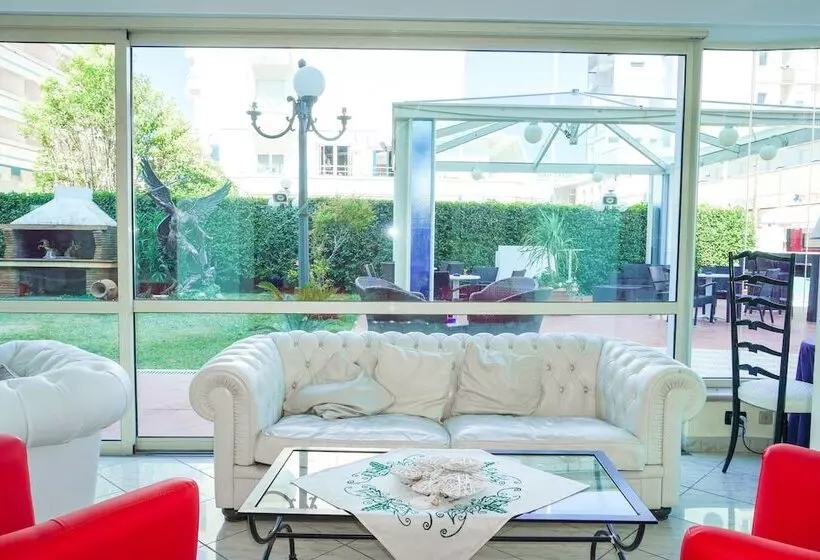 Отель Tridentum