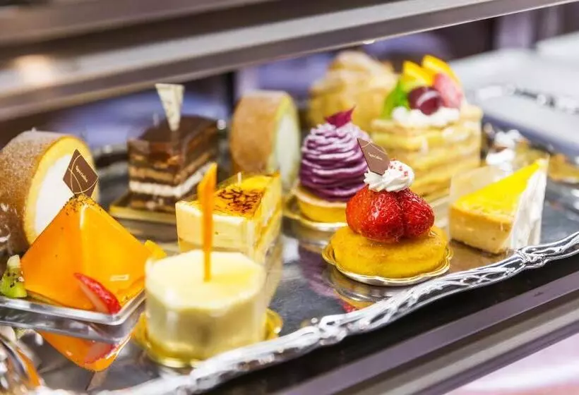 Art Hotel Ishigakijima