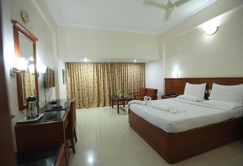 Hotel Breeze Residency