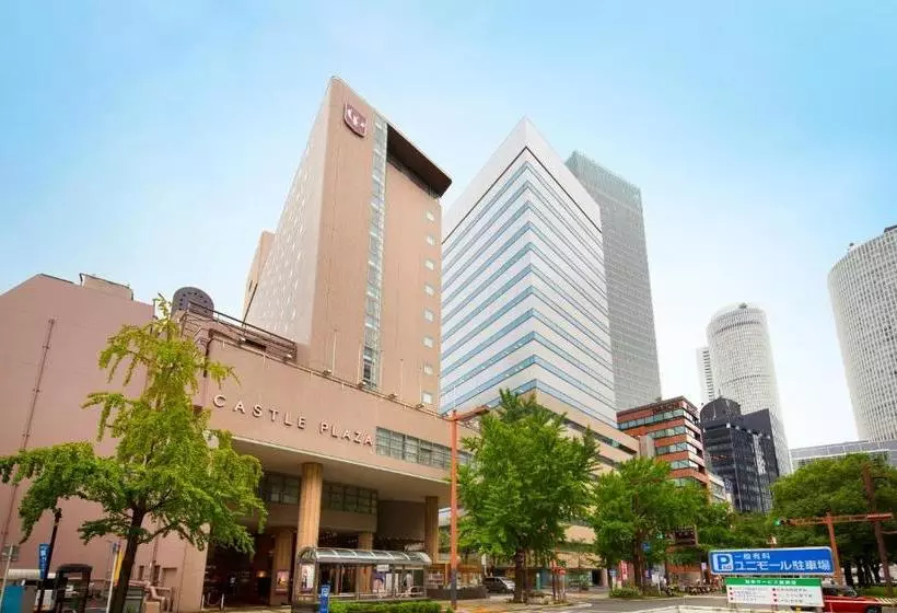 בית מלון כפרי Castle Plaza