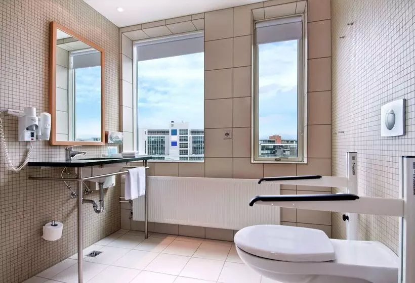 هتل Hilton Reykjavik Nordica