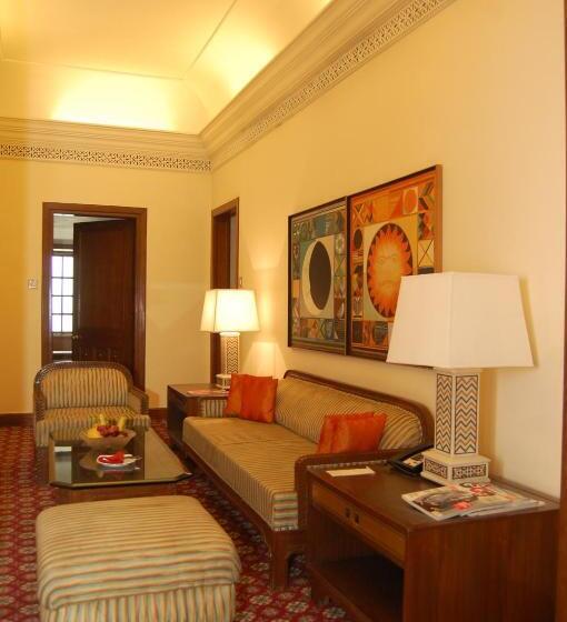 هتل Jai Mahal Palace