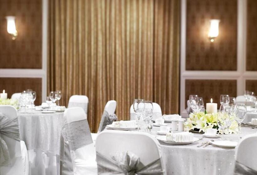 هتل Jai Mahal Palace