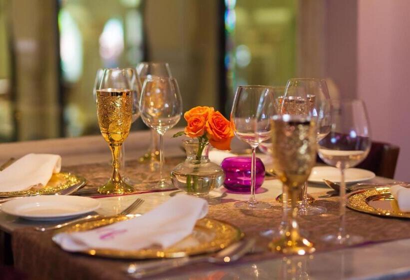 هتل Jai Mahal Palace