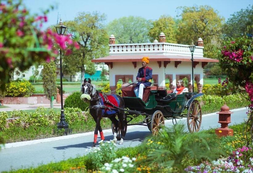 هتل Jai Mahal Palace