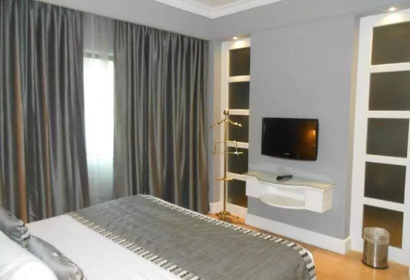 Kenilworth Hotel, Kolkata