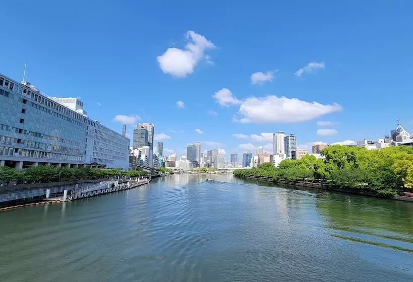בית מלון כפרי Osaka Castle