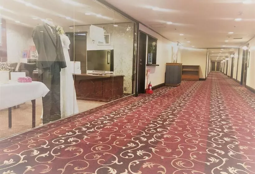 בית מלון כפרי Osaka Castle