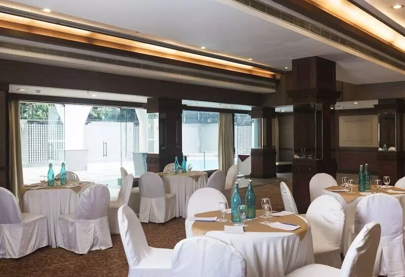 Hotelli Park Inn By Radisson,south Delhi