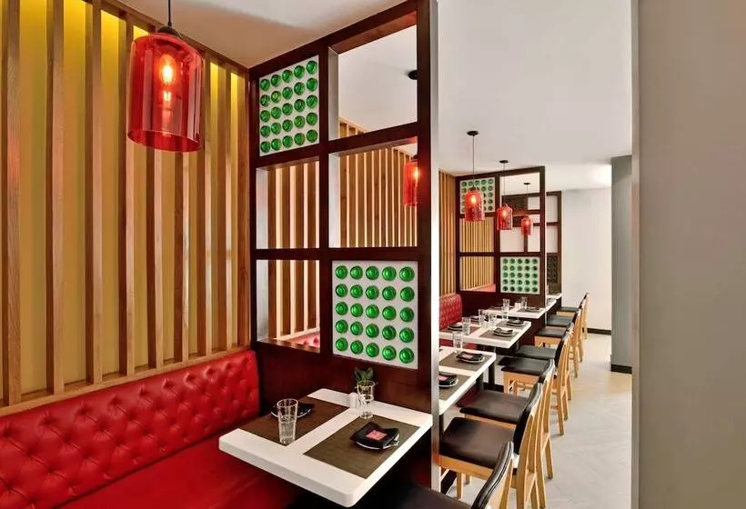 Hotelli Park Inn By Radisson,south Delhi